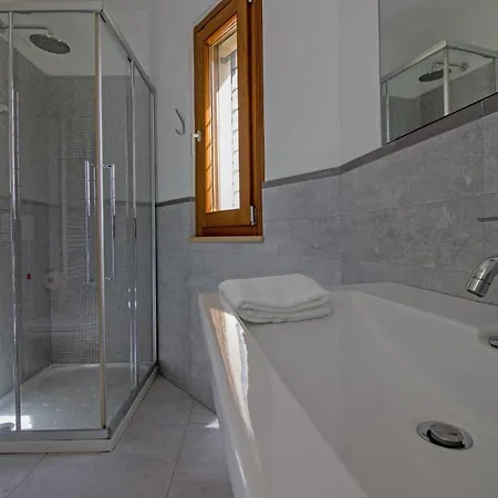 ヴィラ La Casa Di Simona *